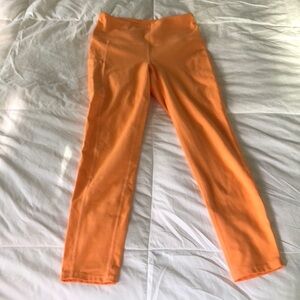 Roxy leggings with side pocket.